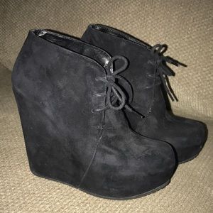 Aldo Black Suede Oxfords